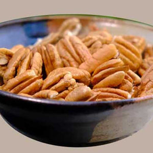 FRESHLY HARVESTED! 1lb. Bag Pecan Halves: Shelled & Cleaned